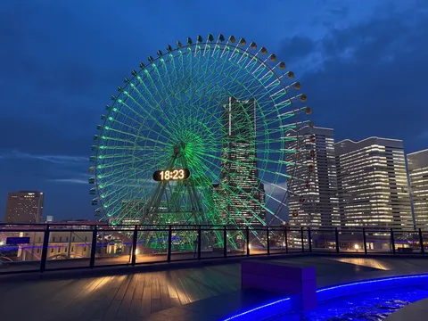 時間と光のシンフォニー