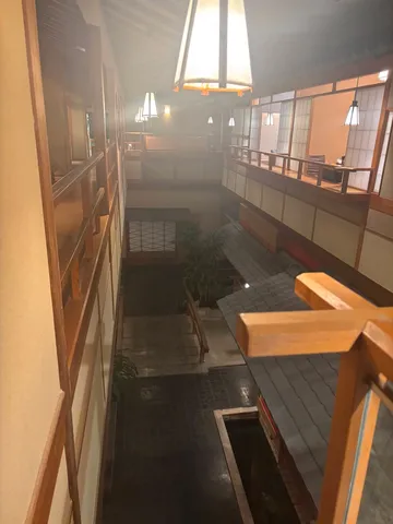 静寂に包まれた和の空間