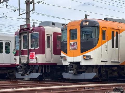 競演する二つの顔