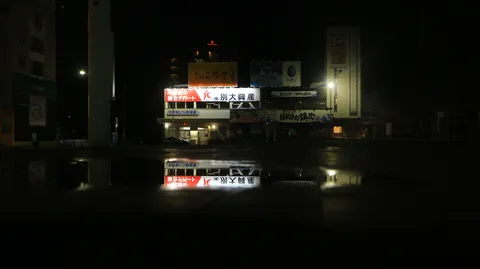 夜の帳、水面の映し絵