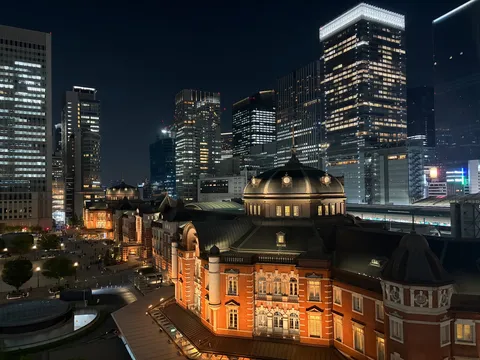 記憶と未来が灯る夜