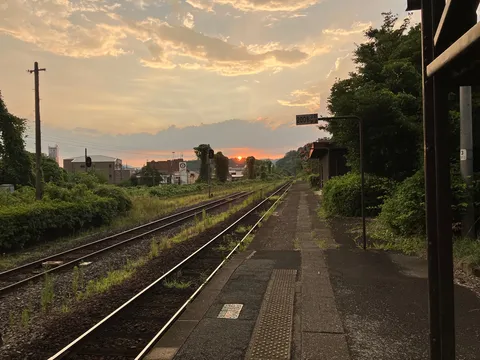 夕暮れのローカル線