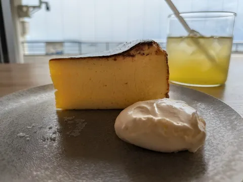 濃厚チーズケーキと癒しの ?,?