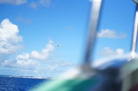 青い空と青い海、そして空飛ぶ夢