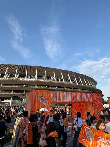 オレンジが導くスタジアムイベント