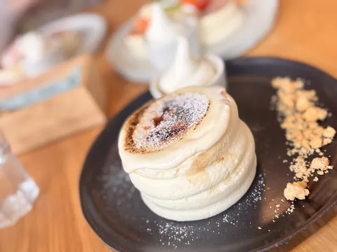 ふわふわパンケーキの甘い誘惑