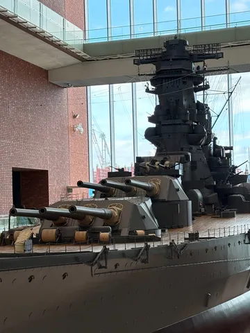 戦艦の静かな鼓動