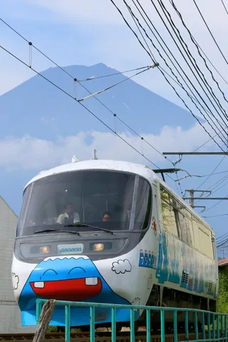 富士山と愉快な列車