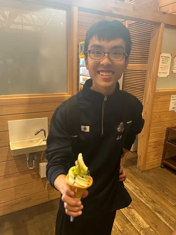 抹茶ソフトと少年