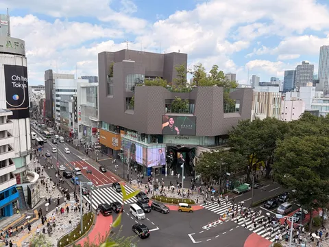 街路と影のリズム