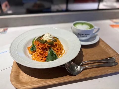 カフェで紡ぐ、安らぎの時間