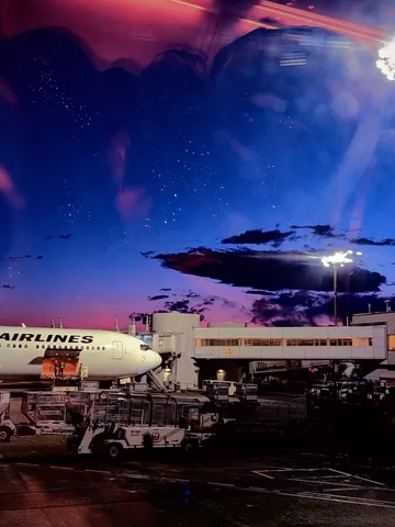 星降る夜の飛行機