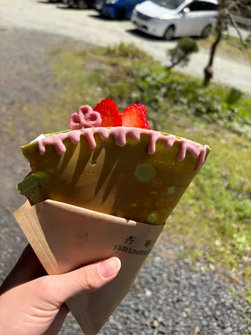 抹茶クレープと春の陽気