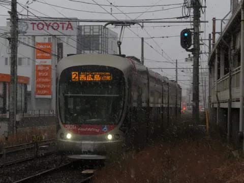 吹雪の中、古参参上