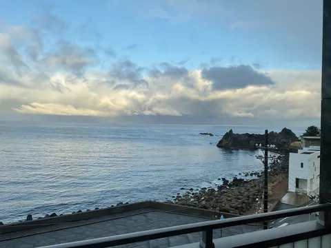 静寂の海、雲の帳