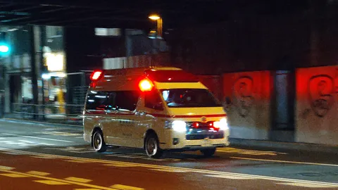 ぼんやり緊急走行中