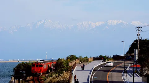 海と山と列車、全部盛りでお願い！