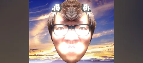 雲間に浮かぶ幻影