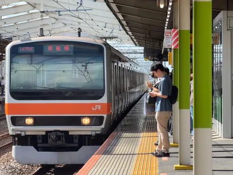 駅の風景に息をのむ瞬間