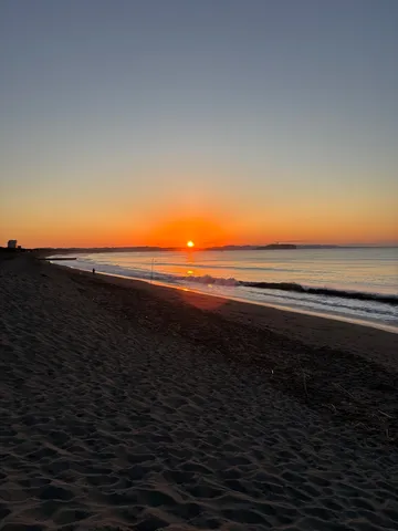 夕陽と砂の静寂