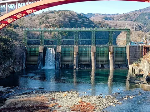 静寂を破る水の力