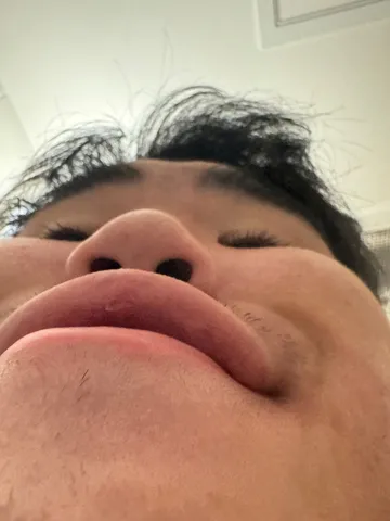 下から覗く日常の一瞬