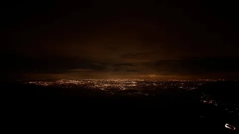 夜景が語る静かな夜