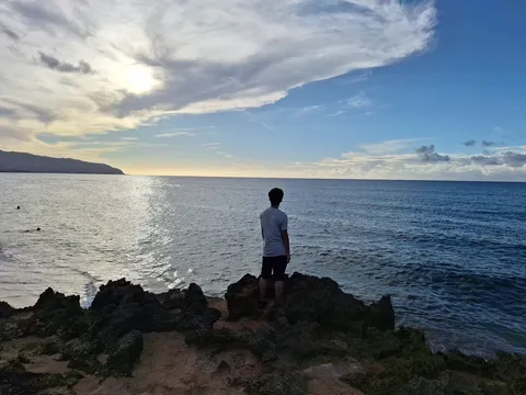 the sea and a man