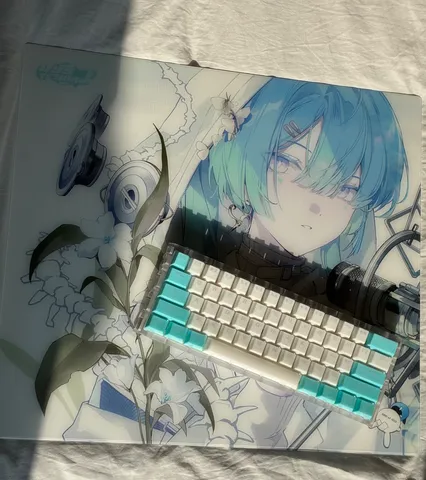 アニメキャラとメカの静かな邂逅