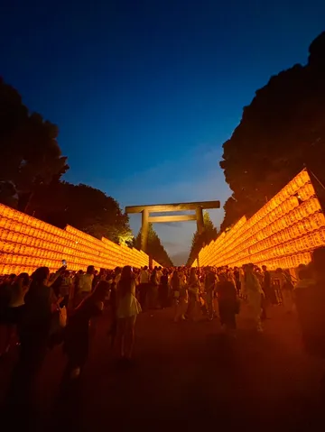 提灯輝く幻想の夜