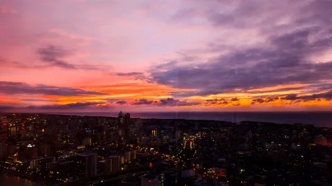 夜景に溶け込むグラデーション