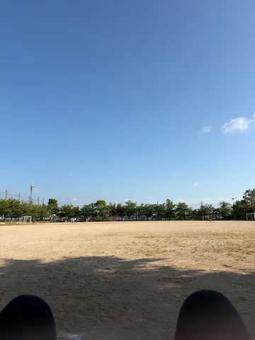 終わりのない青と、乾いた大地