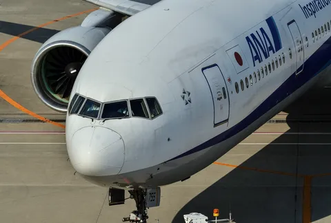 ANAの飛行機、出発準備中