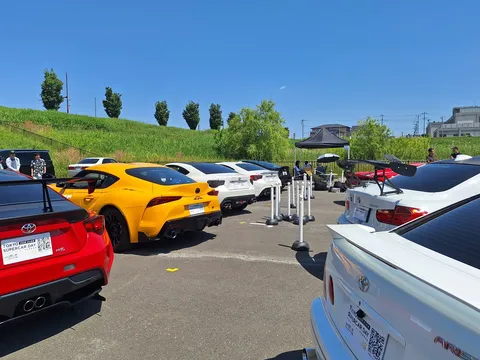 晴天のスーパーカーデイ