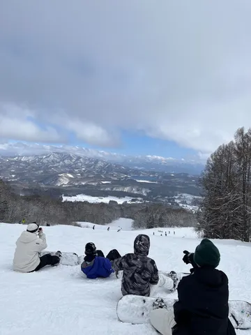 雪山を望む、語らいの時間