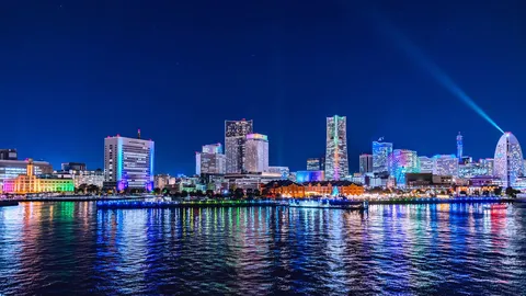 光と色が織りなす幻想夜景