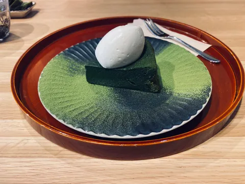 抹茶の静寂、静かな午後のひととき