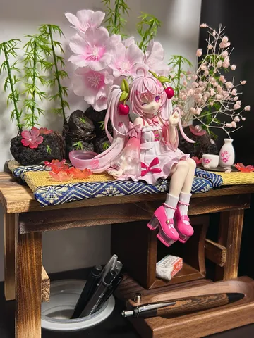 春風に揺れる、さくら色ドール