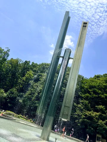 雨粒と未来への架け橋