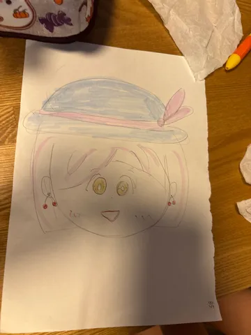 レトロな麦わら帽子の少女