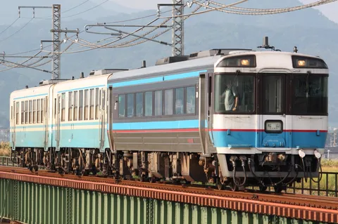 列車が走る夏の記憶