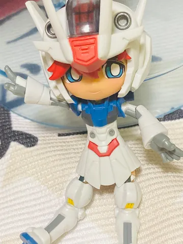 ちっちゃなロボットの元気ポーズ