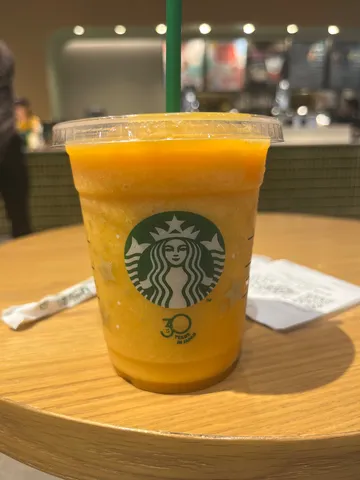オレンジ色の爽やかな一杯