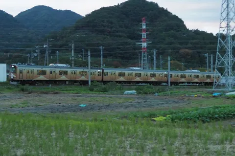 山間で発見！動く富士山車両