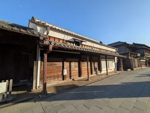 古都の町並み、穏やかな時が流れる