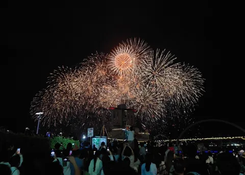 名港花火　去年