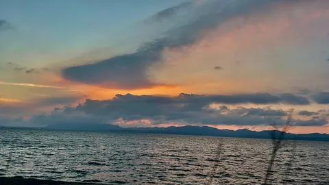 空と海、異世界への入り口？