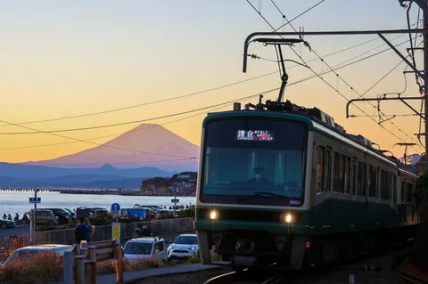 初日の出×江ノ電×富士山