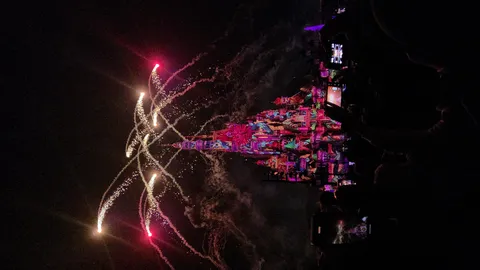 魔法の城に煌めく夜