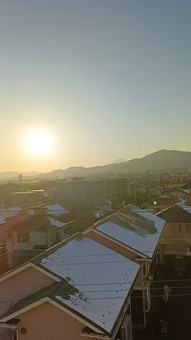 夕焼けの雪結晶